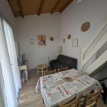 Appartamento 150 M De La Et 200 M Du Port